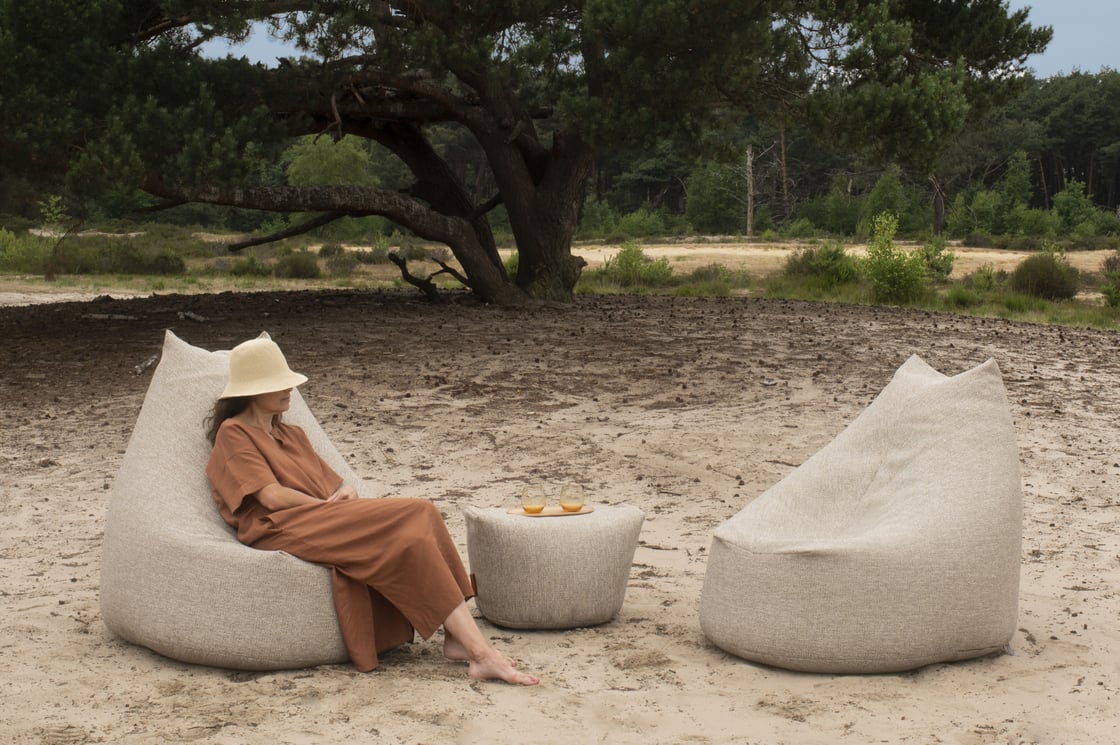 Olsan-casalis-V orange1-anitakars